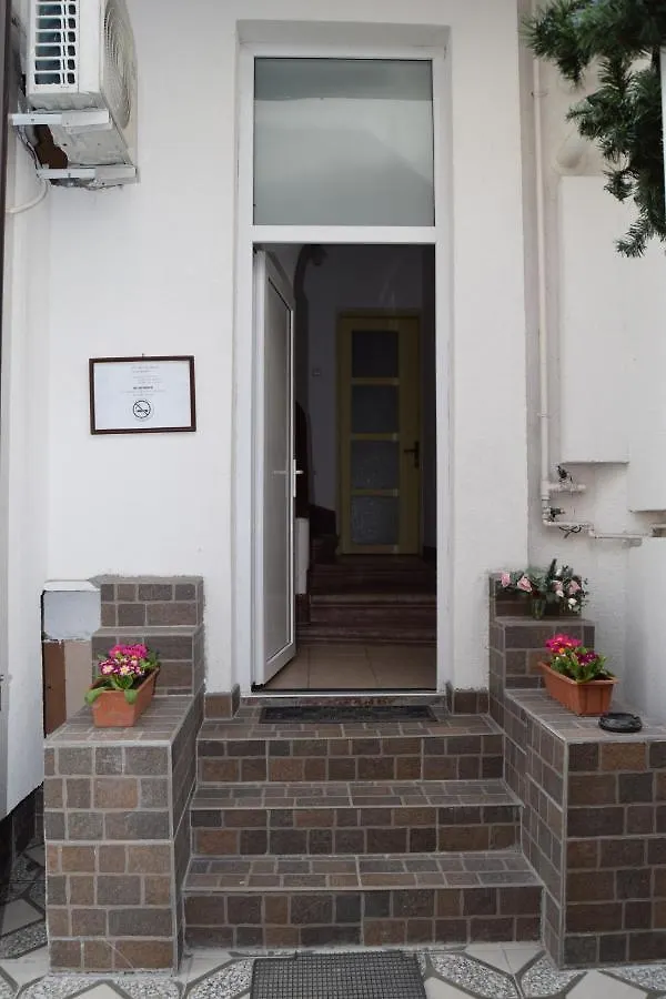بيت ضيافة Vila Ada بوخارست